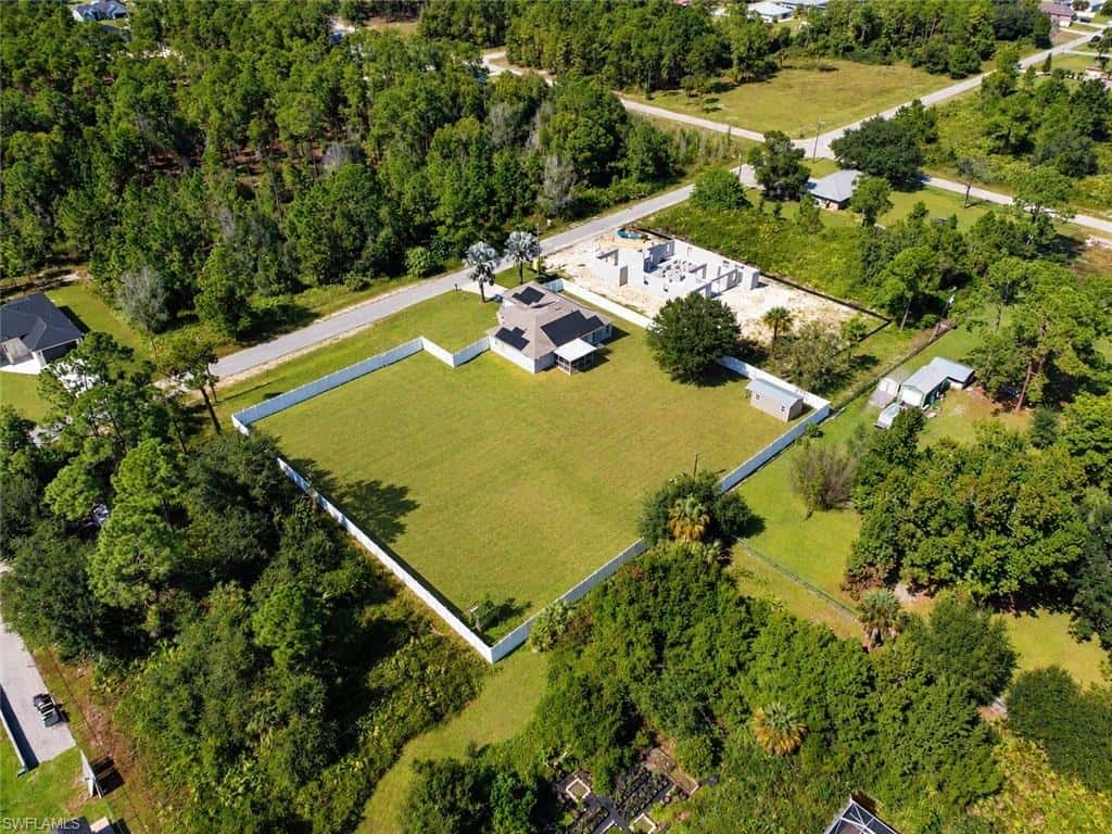 1016 Cleveland Ave, Lehigh Acres, photo 4