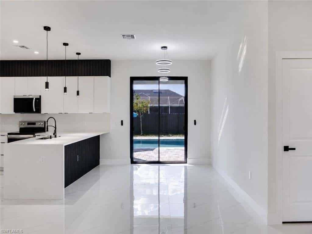 1810 6th Pl, Cape Coral, photo 7