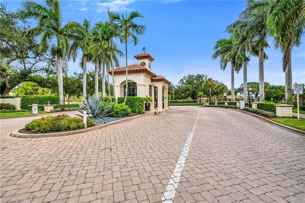7558 Cordoba Cir, Naples, photo 38