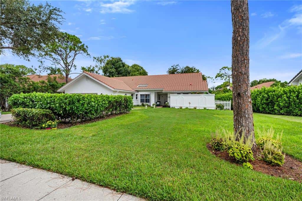 7558 Cordoba Cir, Naples, photo 40