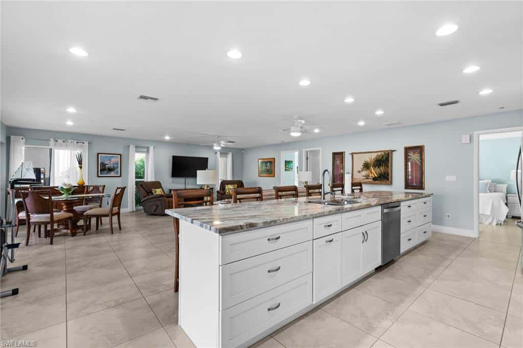 2498 Sapodilla Ln, St. James City, photo 9
