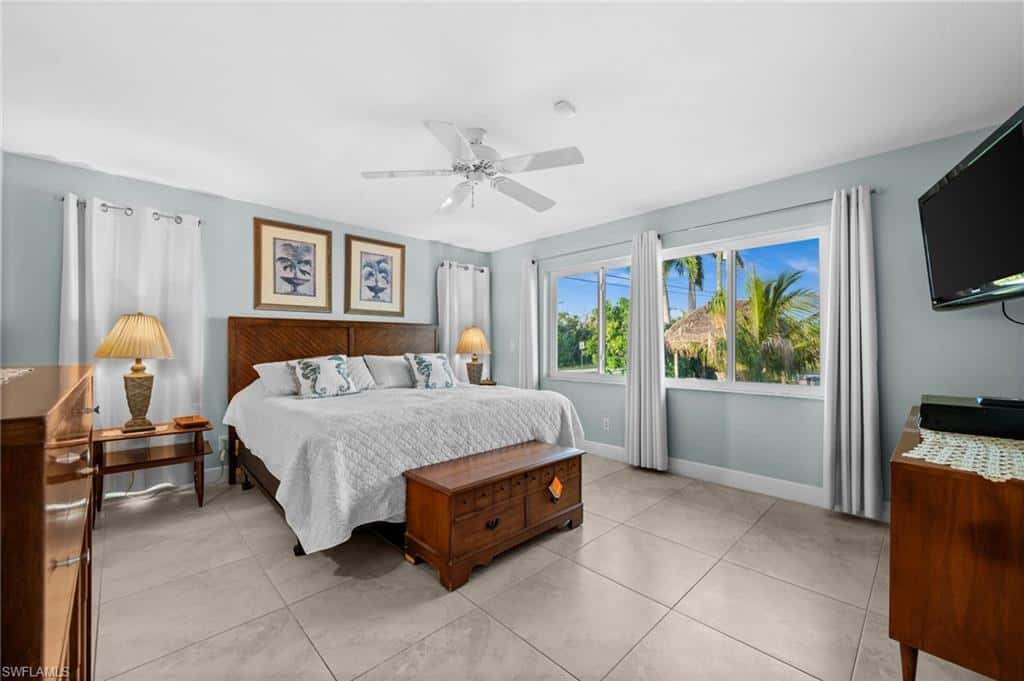 2498 Sapodilla Ln, St. James City, photo 11
