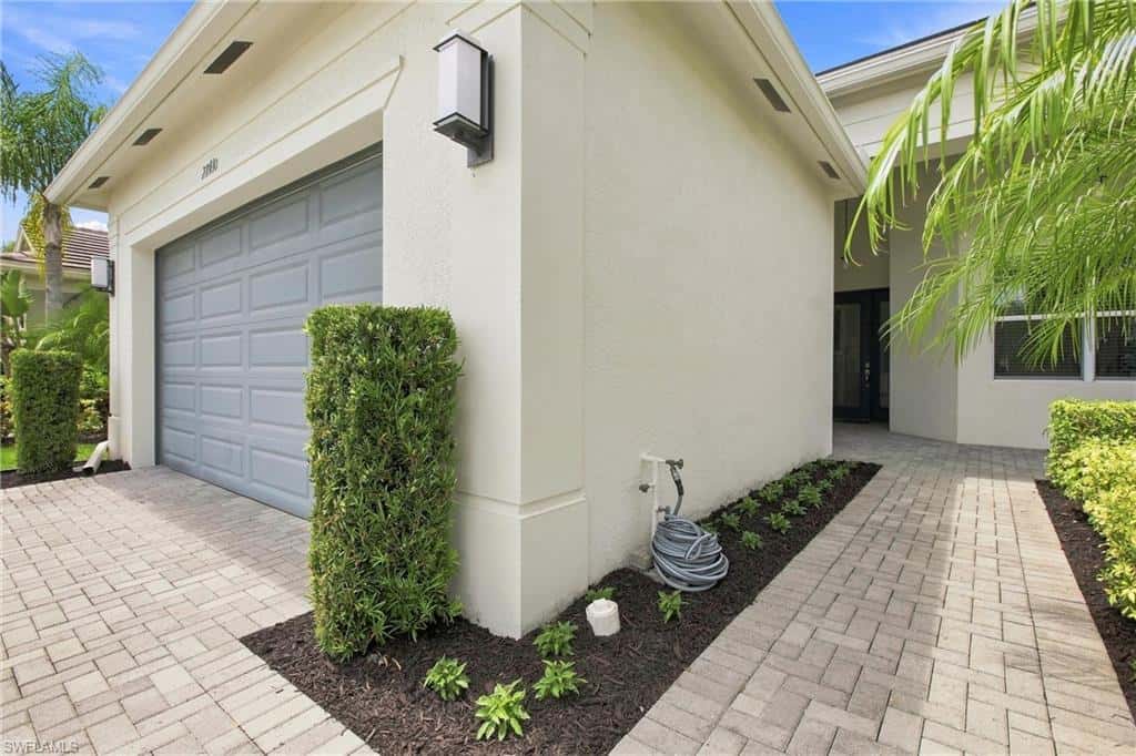 28410 Capraia Dr, Bonita Springs, photo 5