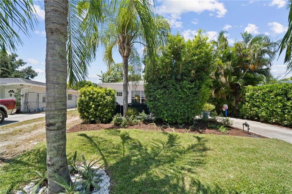 273 Porter St, Naples, photo 24