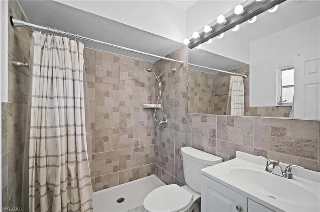 273 Porter St, Naples, photo 14