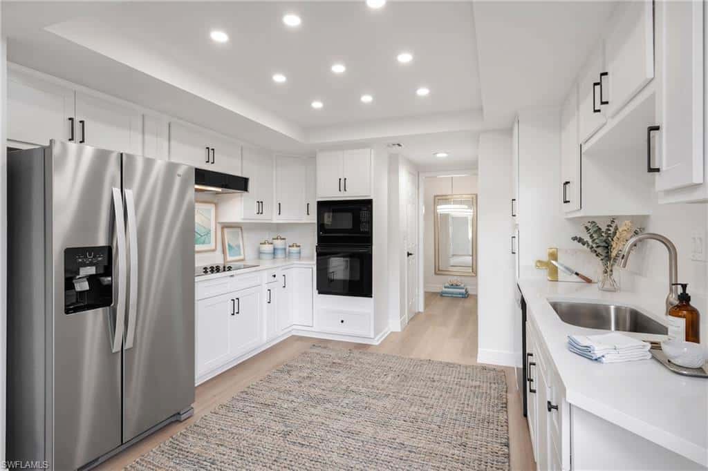 6075 Pelican Bay Blvd #104, Naples, photo 5