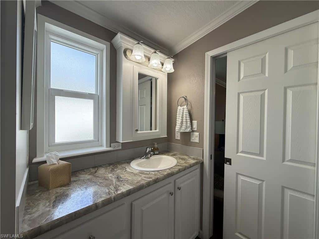 1626 Diamond Lake Cir, Naples, photo 10
