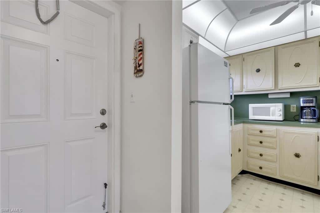200 Forest Lakes Blvd #108, Naples, photo 6