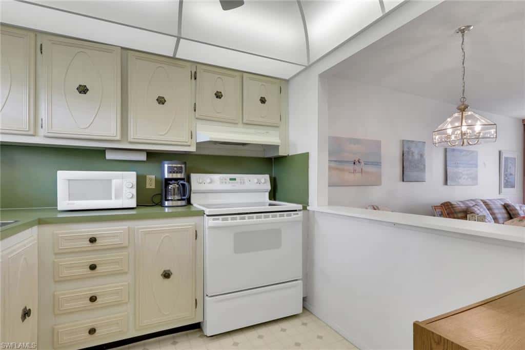 200 Forest Lakes Blvd #108, Naples, photo 7