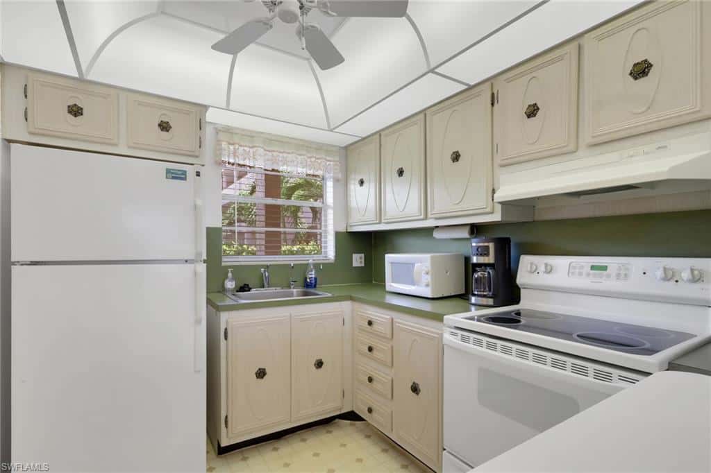 200 Forest Lakes Blvd #108, Naples, photo 9