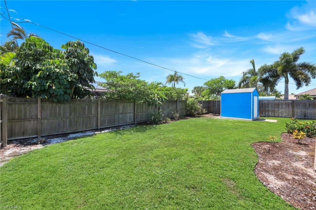 52 1st St, Bonita Springs, photo 27