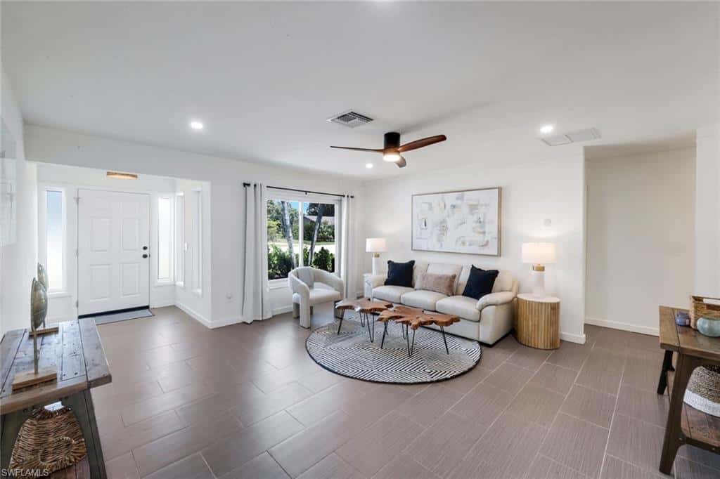 52 1st St, Bonita Springs, photo 4