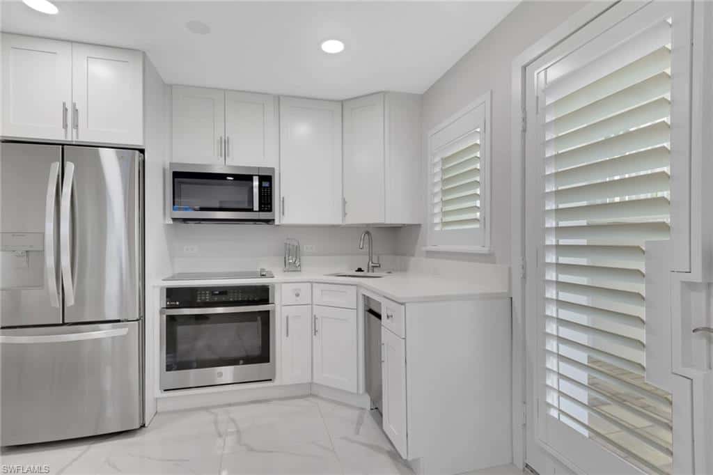 175 5th Ave #4, Naples, photo 6