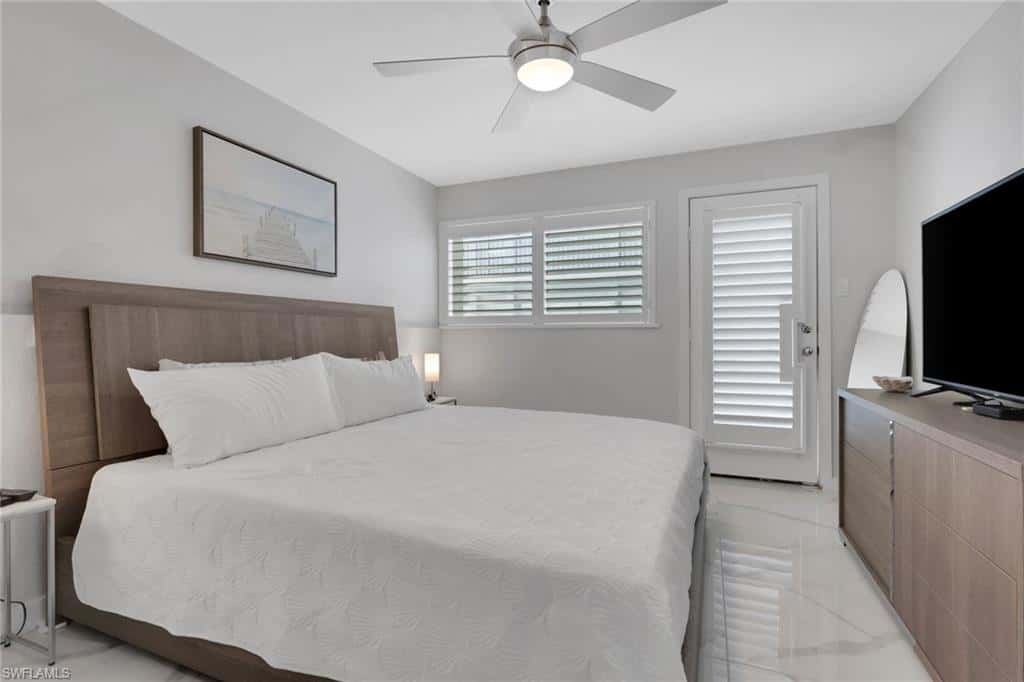 175 5th Ave #4, Naples, photo 16