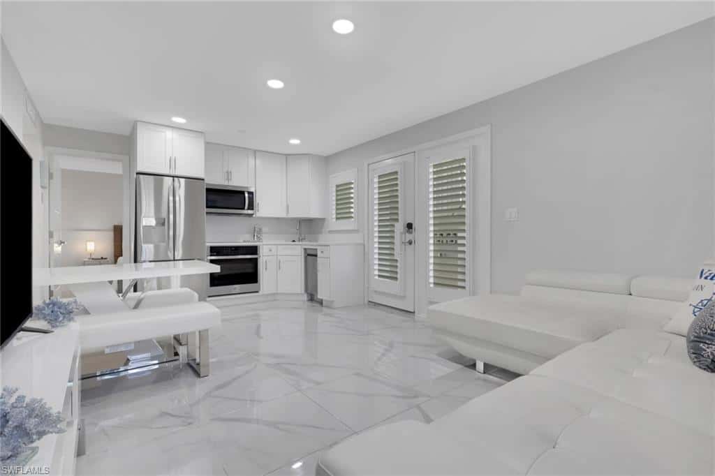 175 5th Ave #4, Naples, photo 12
