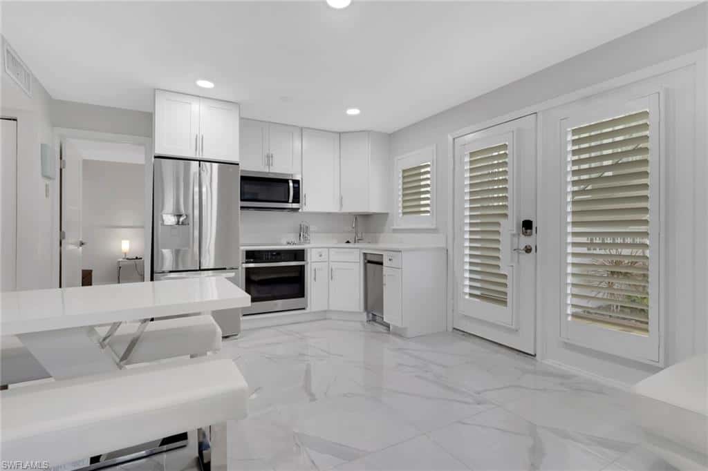 175 5th Ave #4, Naples, photo 9