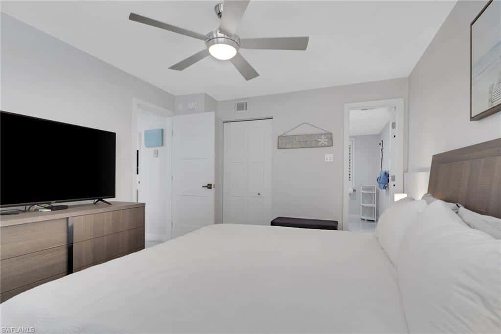 175 5th Ave #4, Naples, photo 18