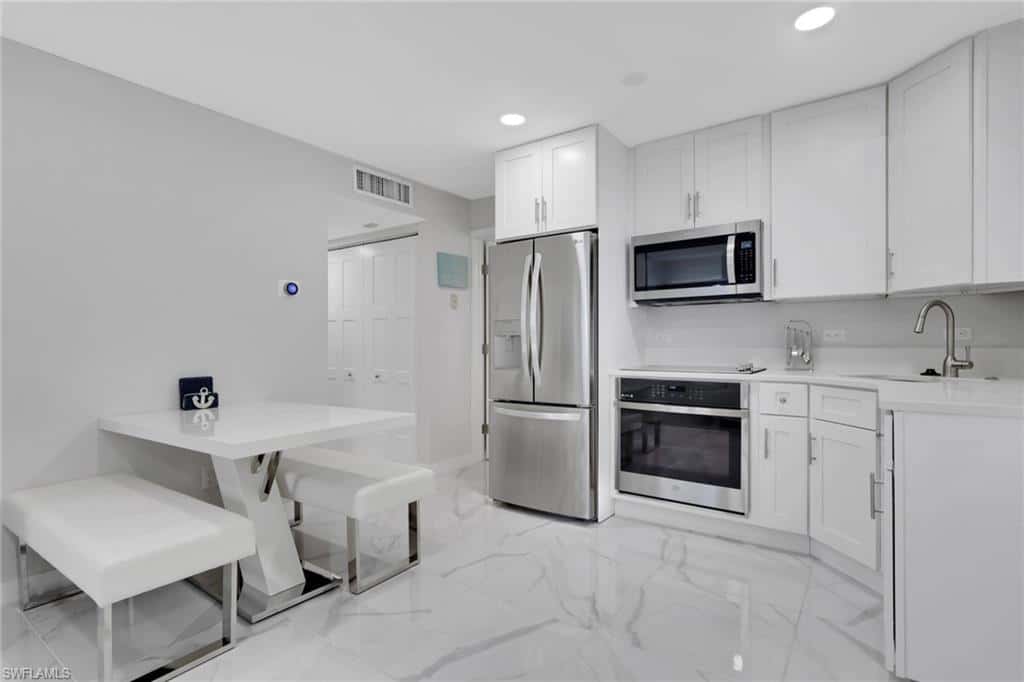 175 5th Ave #4, Naples, photo 8