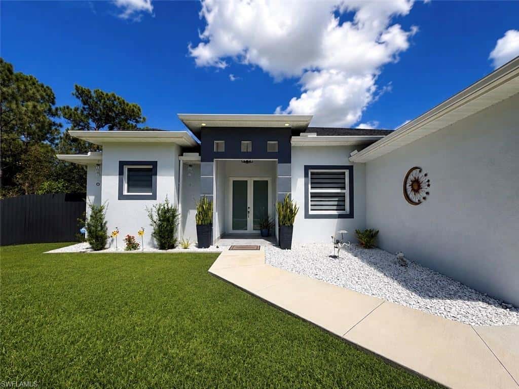 918 Dixie Ave, Lehigh Acres, photo 6