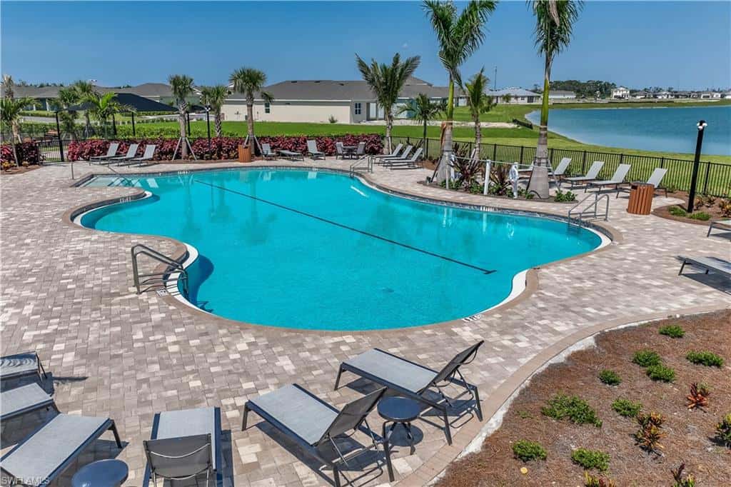 583 Spring Hill Lake Loop, Cape Coral, photo 22
