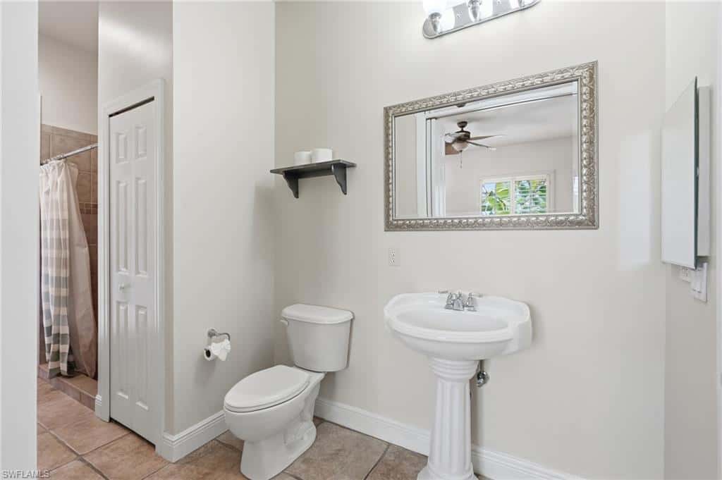 18241 Riverwind Dr, Alva, photo 20