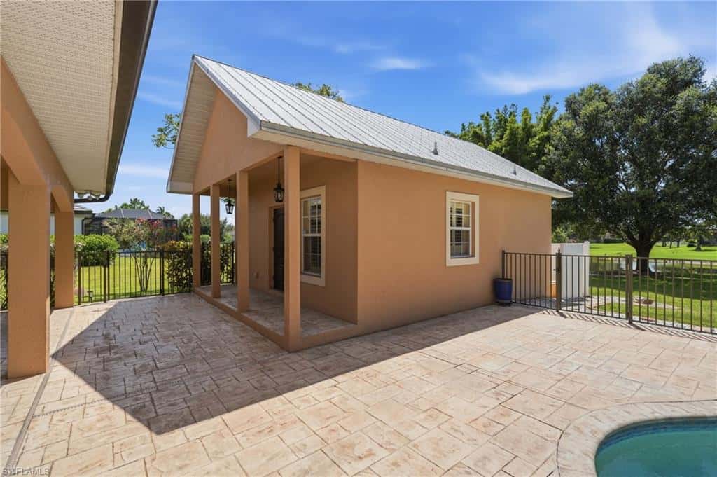 18241 Riverwind Dr, Alva, photo 38