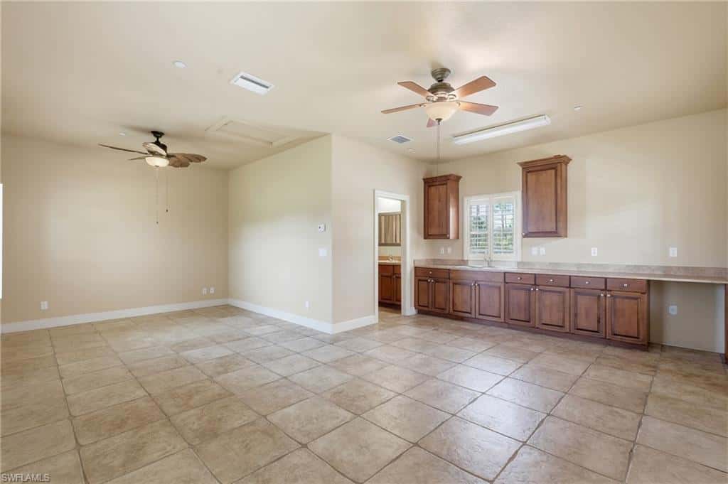 18241 Riverwind Dr, Alva, photo 40