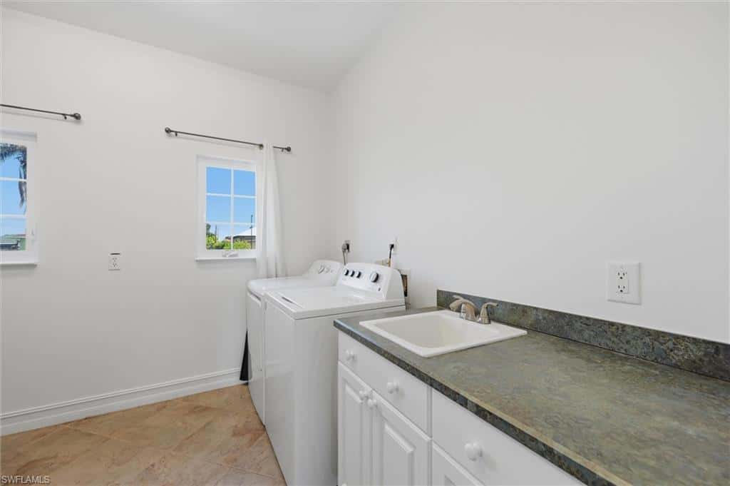 8088 Pennsylvania Blvd, Fort Myers, photo 28