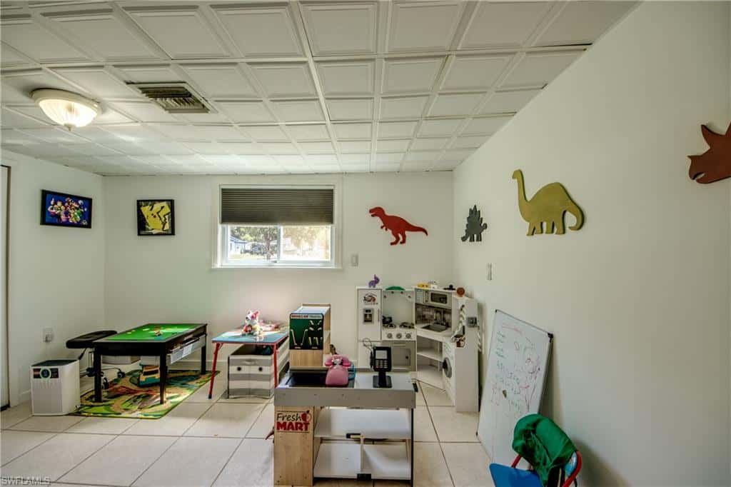 2912 Poinciana Dr, Naples, photo 28