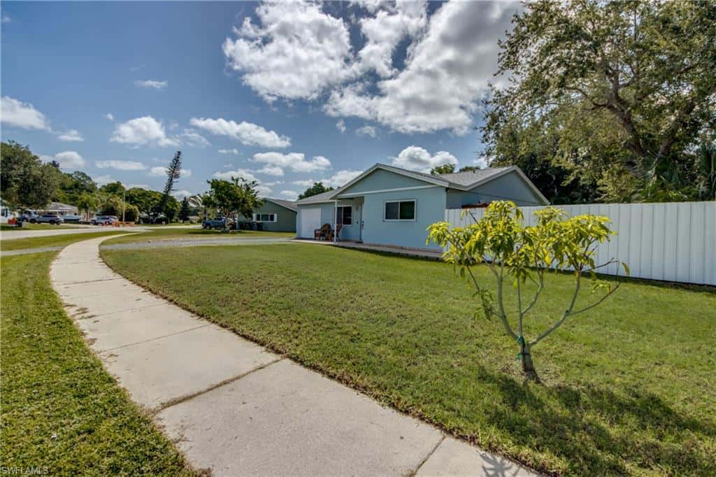 2912 Poinciana Dr, Naples, photo 5