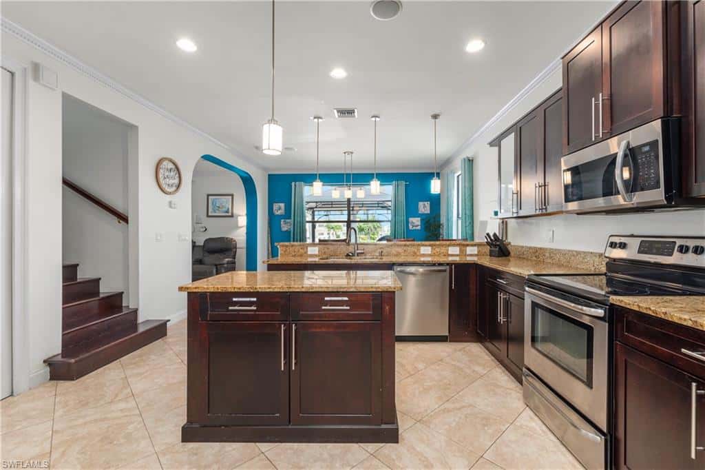 5105 Rutland Ct, Cape Coral, photo 5