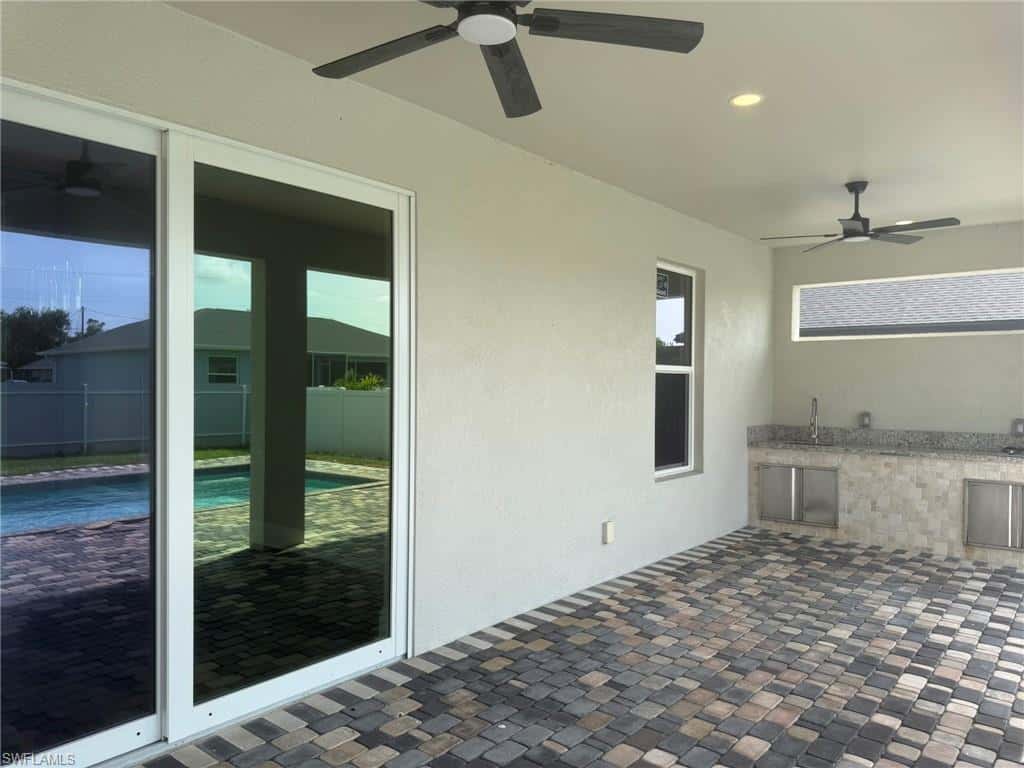 433 1st St, Cape Coral, photo 7