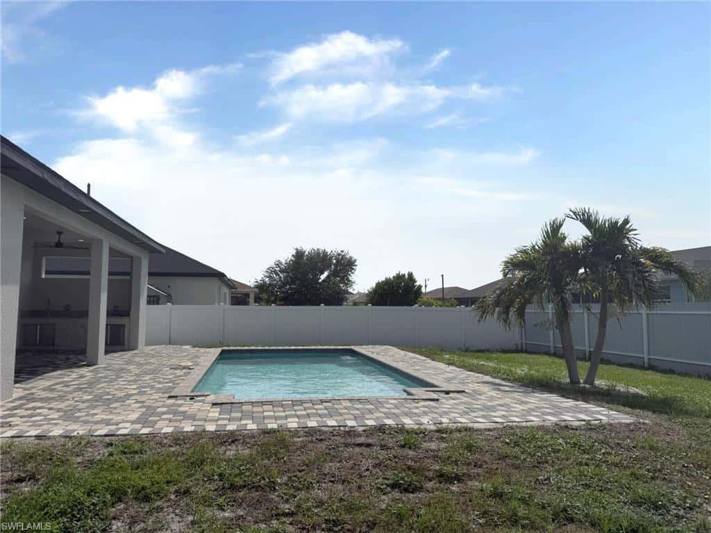 433 1st St, Cape Coral, photo 40