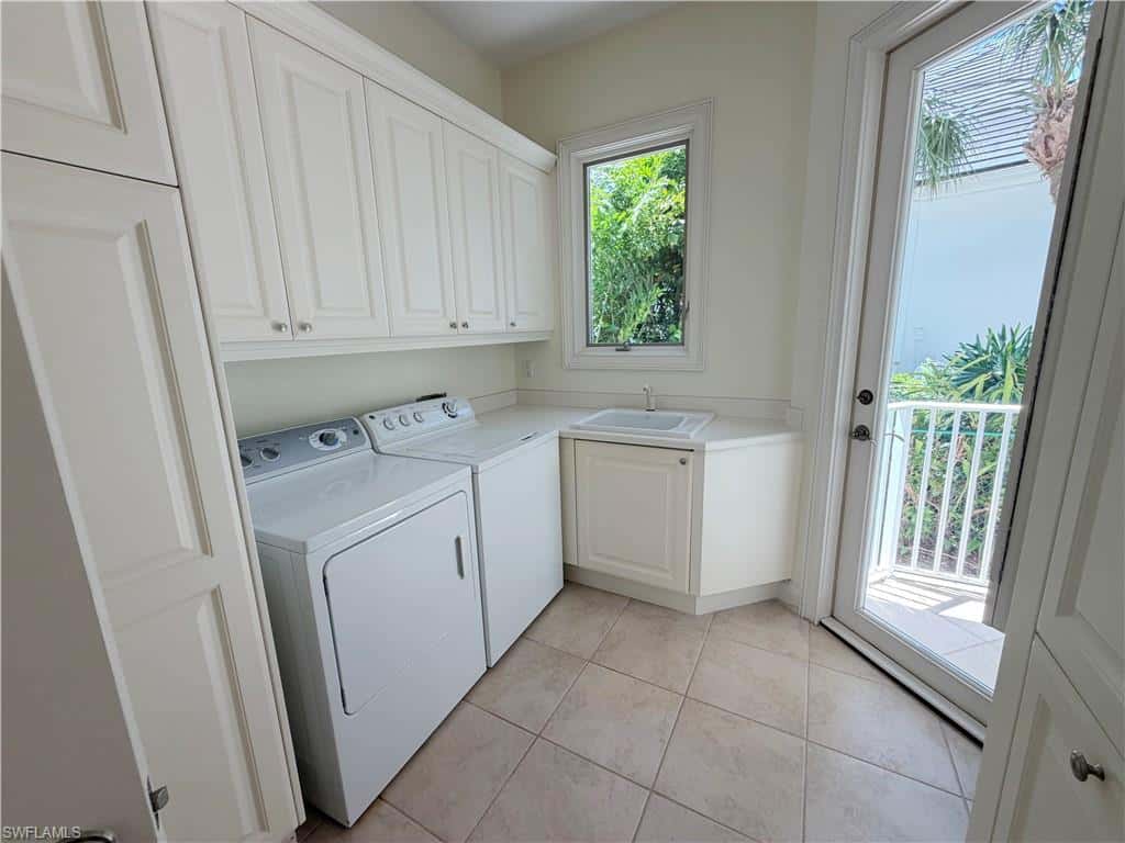 2402 Wulfert Rd, Sanibel, photo 25