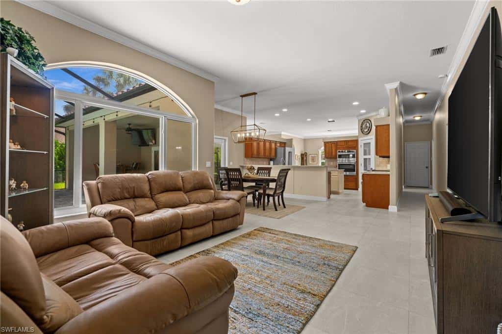 2127 Imperial Cir, Naples, photo 11