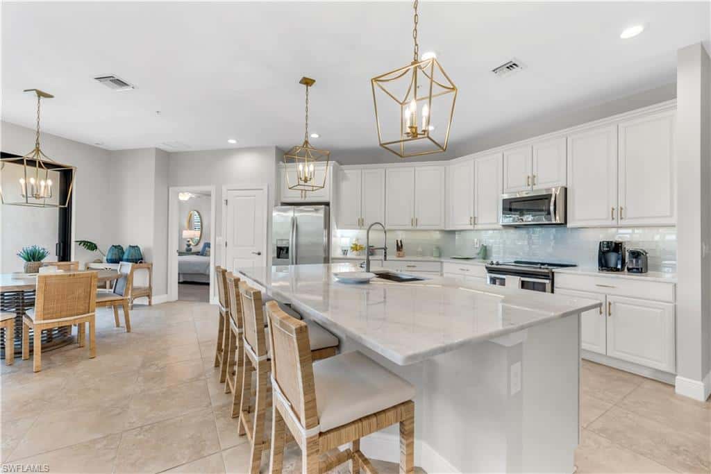 15140 Palmer Lake Cir #201, Naples, photo 6