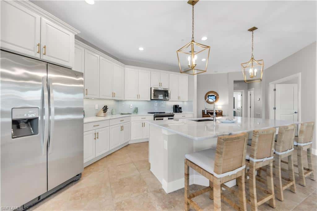 15140 Palmer Lake Cir #201, Naples, photo 5