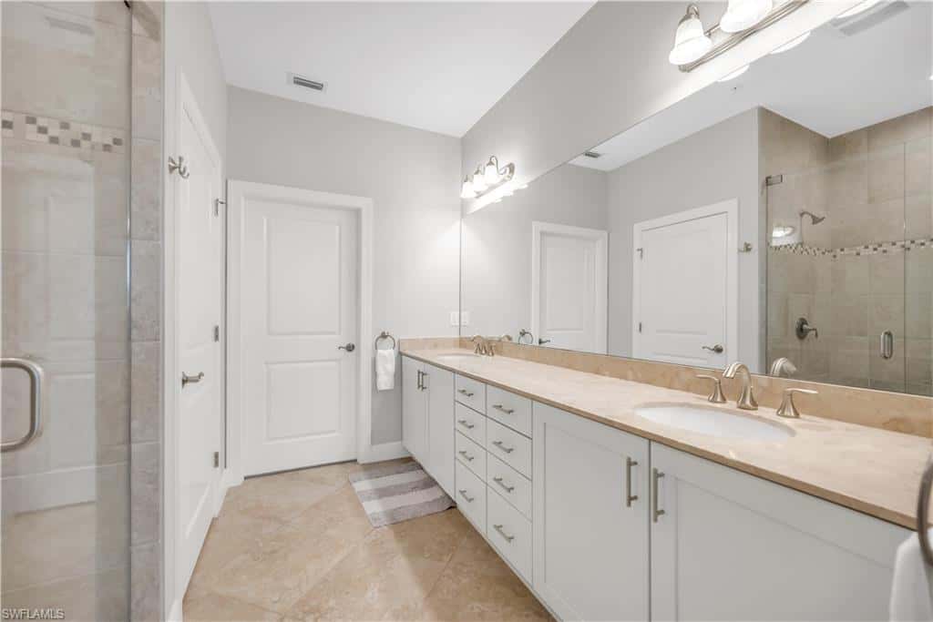 15140 Palmer Lake Cir #201, Naples, photo 11