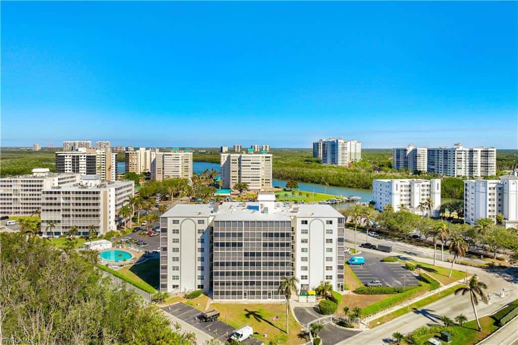1 Bluebill Ave #108, Naples, photo 32