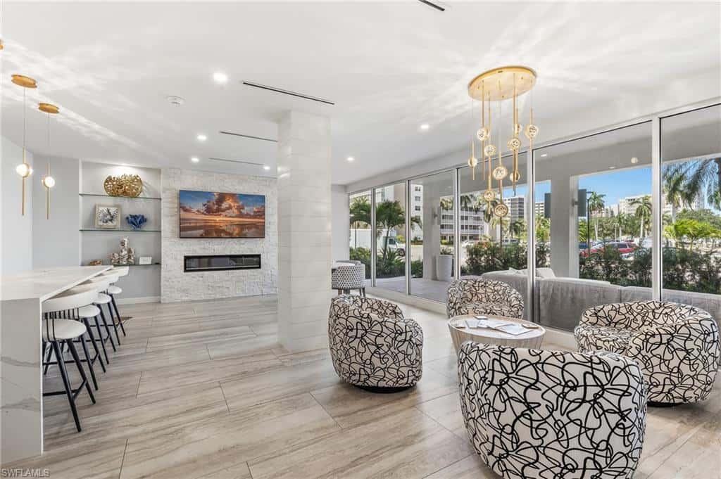 1 Bluebill Ave #108, Naples, photo 5