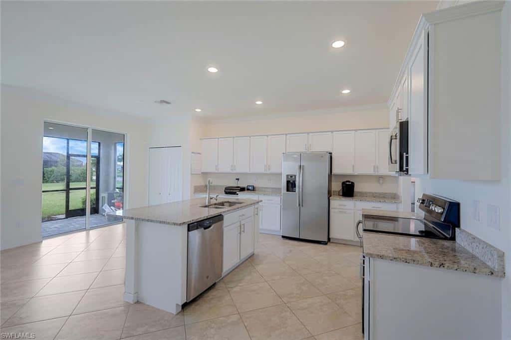 4234 Bluegrass Dr, Fort Myers, photo 7