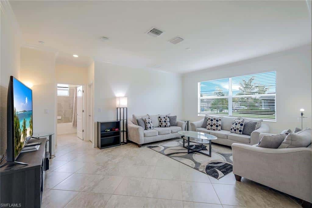4234 Bluegrass Dr, Fort Myers, photo 4