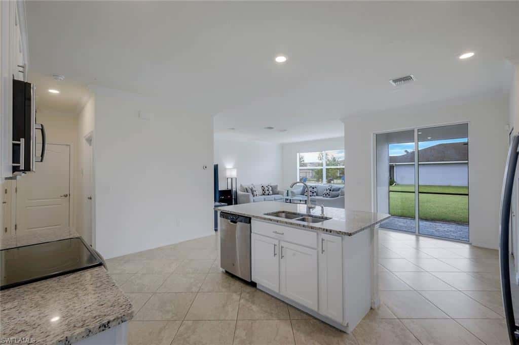 4234 Bluegrass Dr, Fort Myers, photo 8