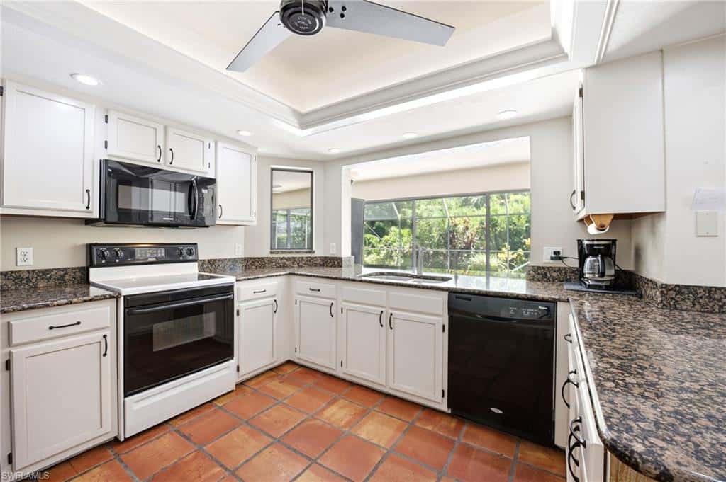 221 Channing Ct, Naples, photo 9