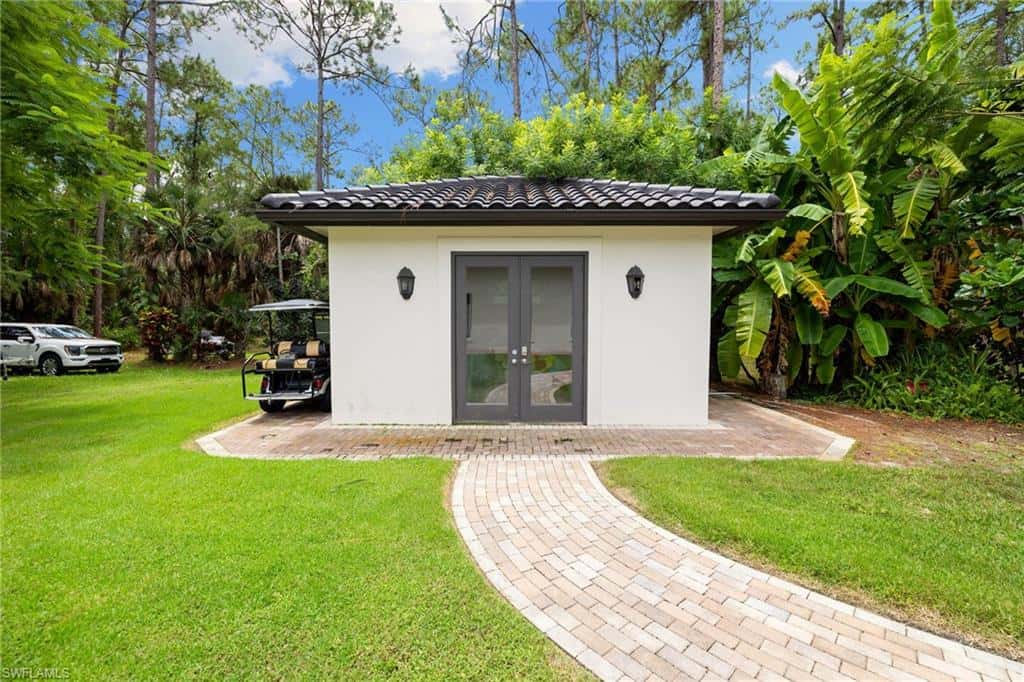 4860 Sycamore Dr, Naples, photo 48