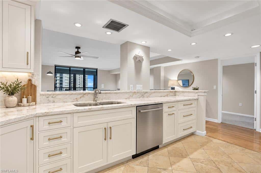 11030 Gulf Shore Dr #104, Naples, photo 20