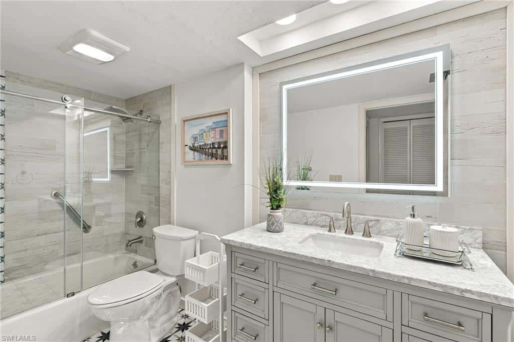 11030 Gulf Shore Dr #104, Naples, photo 30