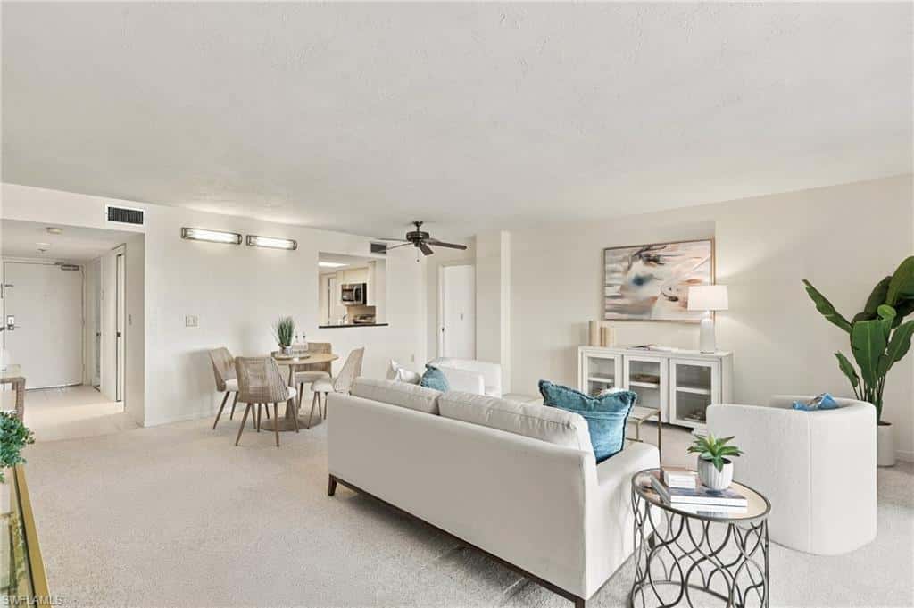 11030 Gulf Shore Dr #104, Naples, photo 10
