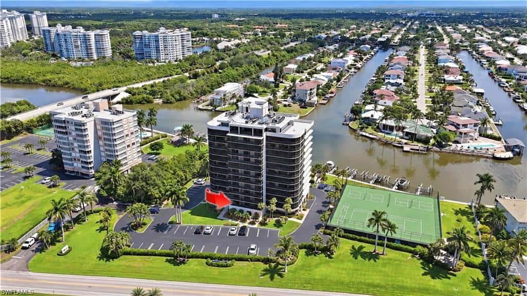 11030 Gulf Shore Dr #104, Naples, photo 37