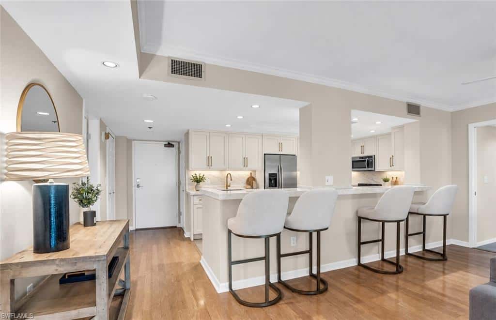 11030 Gulf Shore Dr #104, Naples, photo 11